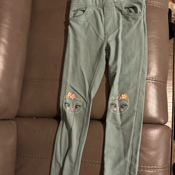 Two piece matching jogging suit - Picture 2 of 6